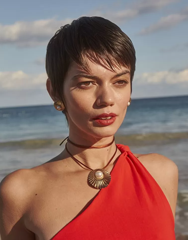 Colgantes Con Cadena | Majorica Collar Le Palm En Acero Dorado Con Perla Blanca Y Cordon De Seda Marron